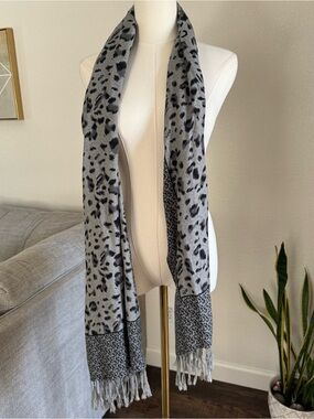 Women's Scarf Leopard Cheetah Print Lightweight Rave Head Wrap Gray One Size